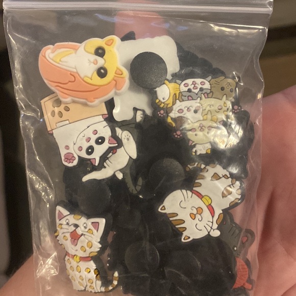 16 piece cat lover croc charms - Picture 5 of 6